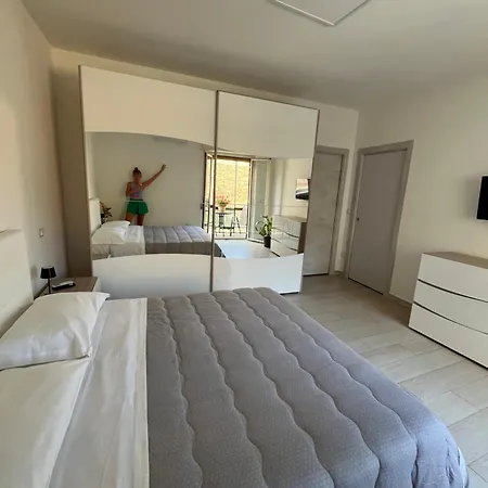 Nela Appartament 아파트